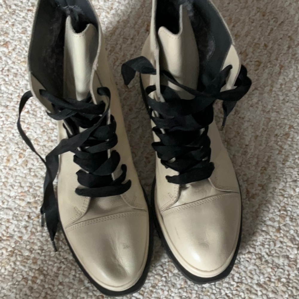All Black cream boots Sz 41/10